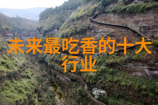 不锈钢装饰的现代魅力金属风情的家居艺术