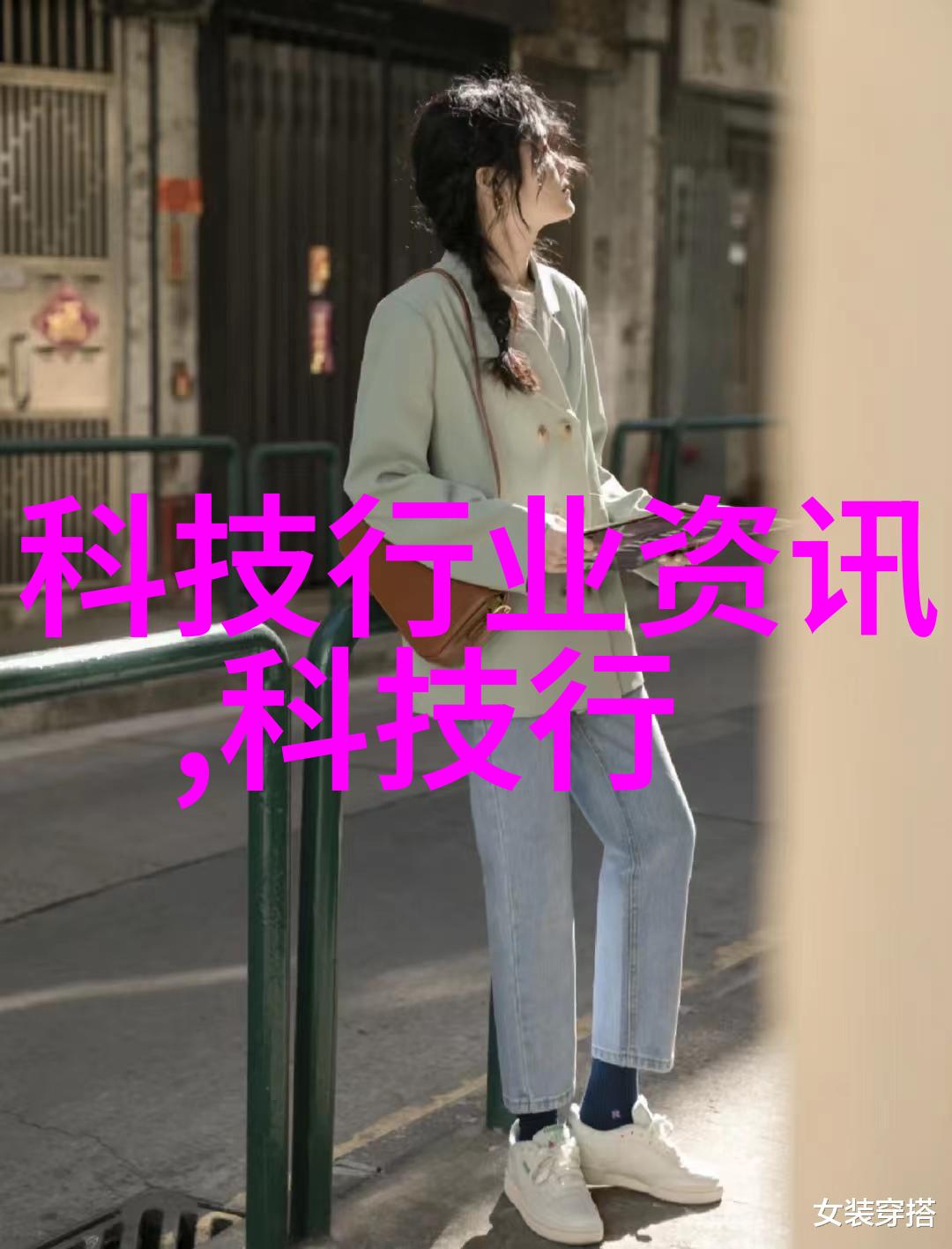 新中式艺术漆客厅装修效果图-华美回响新中式艺术漆客厅装修效果图探秘