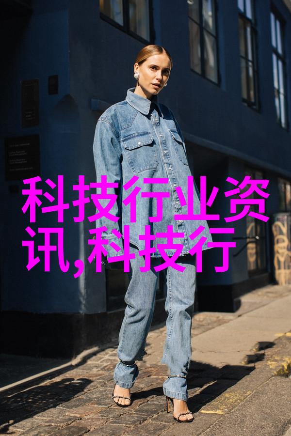 田野间的秘密花园农村卫生间背后的温馨与荒凉